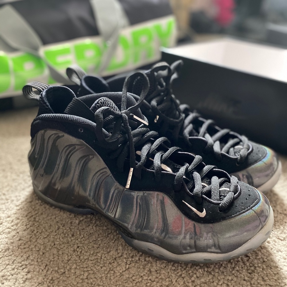 Hologram foamposite one